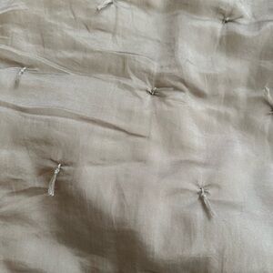 Elegant Cream Bedding Set